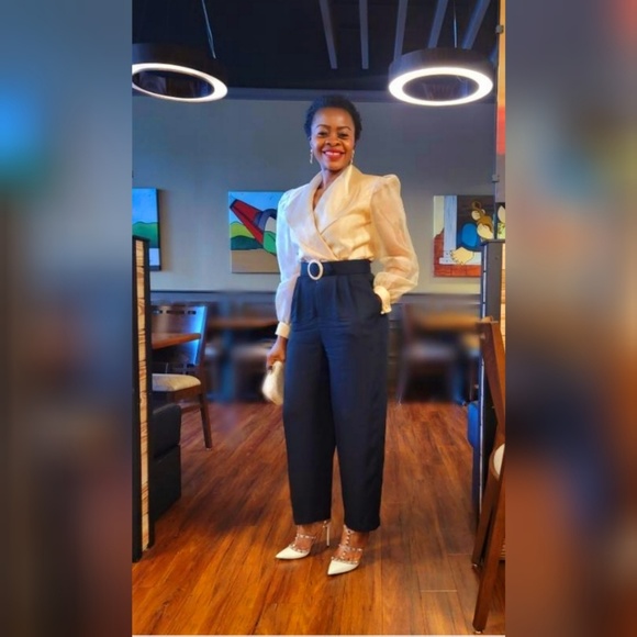 Meet your Posher, Bernadette - Picture 1 of 1